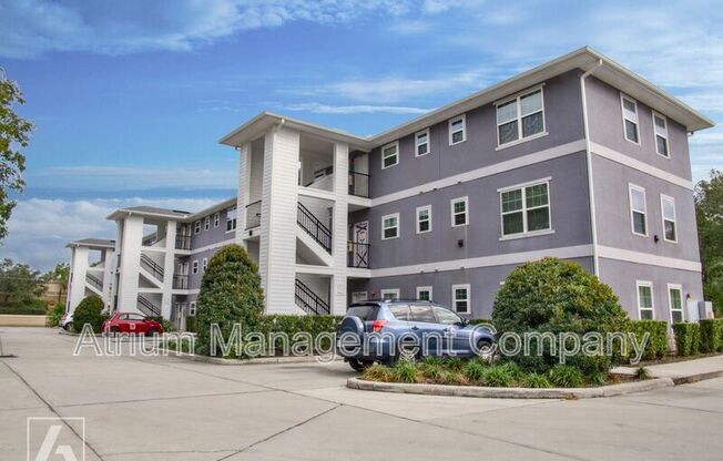 5520 Lake Underhill Rd