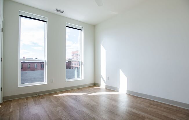 1 bed, 1 bath, 648 sqft, $1,535, Unit APT 303