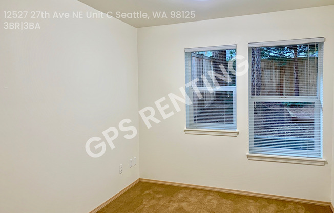 12527 27th Ave NE Unit C