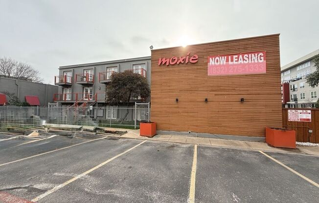 4335 Cedar Springs Road [LO]