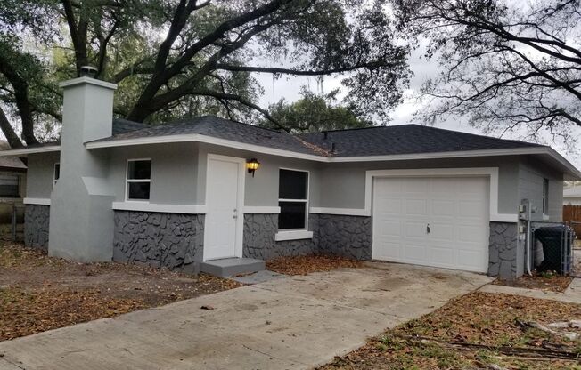 Three-Bedroom Home Near Lake Howard in Winter Haven