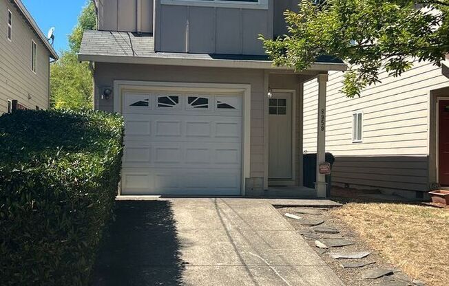 8959 N EXETER AVE