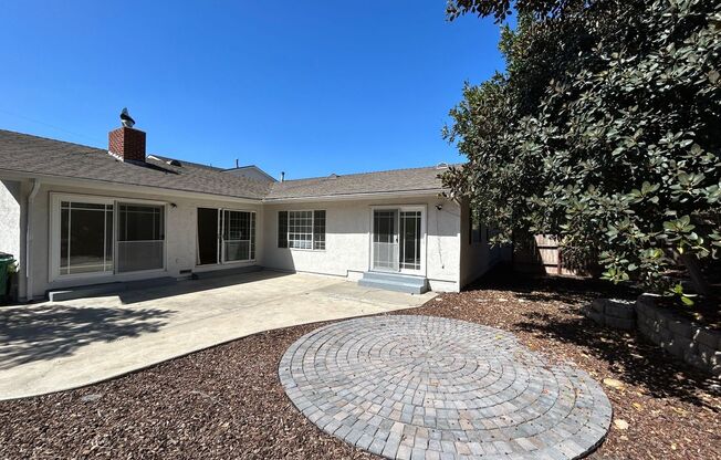 7BD/3BA!! Back gate exits onto Montezuma, Quick walk to campus!!