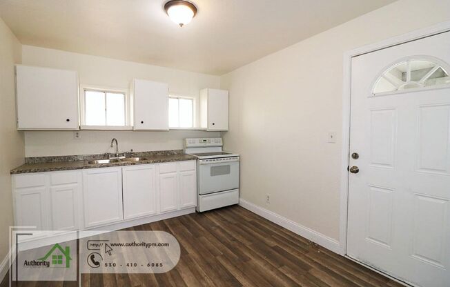 2 beds, 1 bath, $1,200