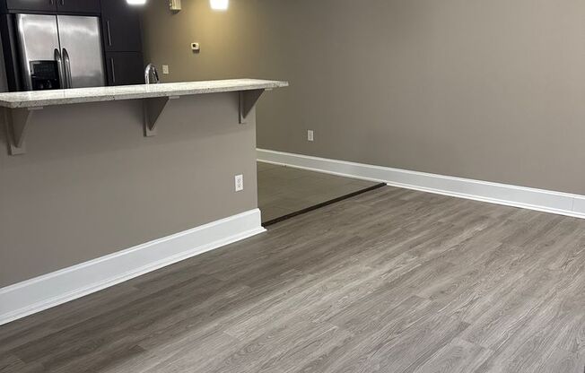 1 bed, 1 bath, 580 sqft, $965, Unit 2D