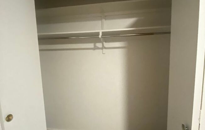 3 beds, 2 baths, 1,324 sqft, $1,450, Unit P02