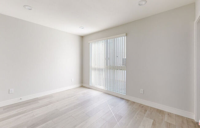 307 ROSEMONT AVE