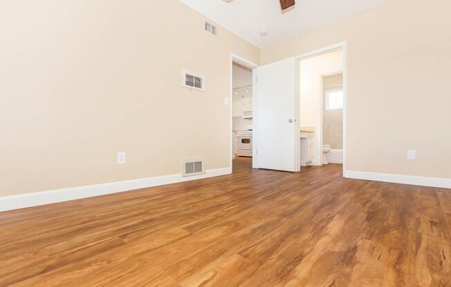 1 bed, 1 bath, 600 sqft, $2,025, Unit H