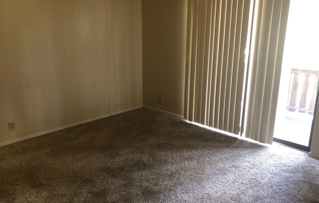 1 bed, 1 bath, $795, Unit 6