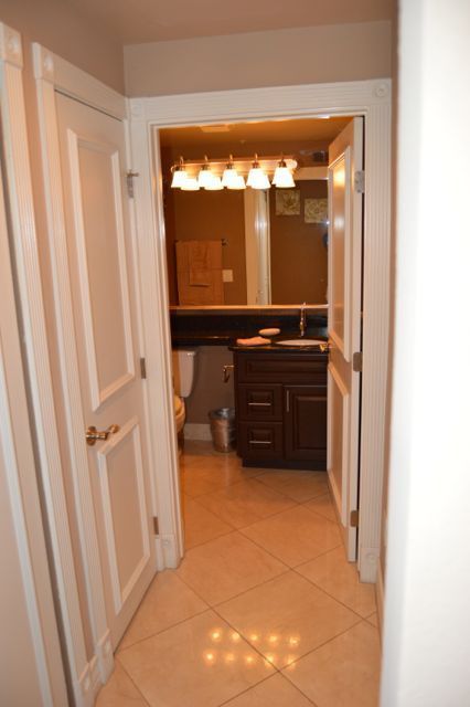 2 beds, 2 baths, $1,995, Unit 125