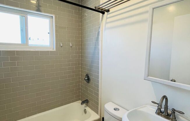 Studio, 1 bath, $1,595, Unit 4