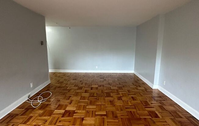 2 beds, 2 baths, $3,200, Unit AA