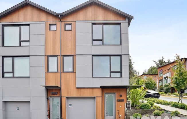 3 Bedroom Townhome in Seattle