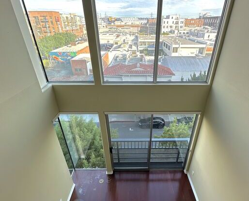 2 beds, 2 baths, 1,290 sqft, $3,700, Unit 439