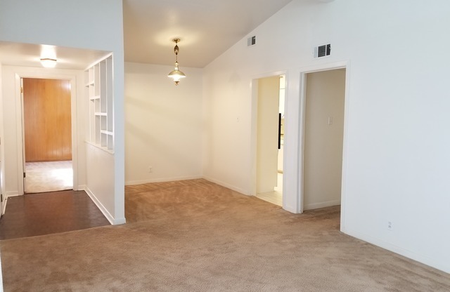 Welcome home to 214 Beechwood!