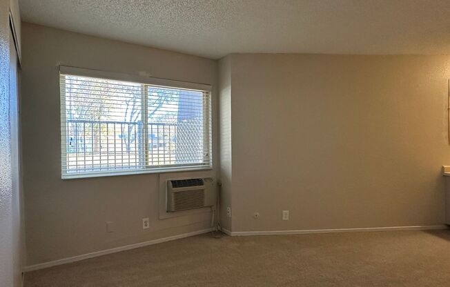 2 beds, 2 baths, $1,550, Unit 01