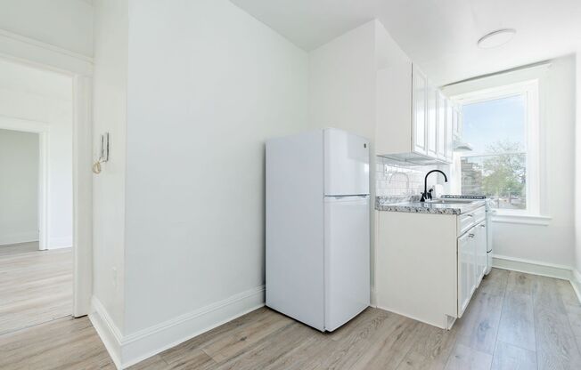 1 bed, 1 bath, 550 sqft, $1,375, Unit C6
