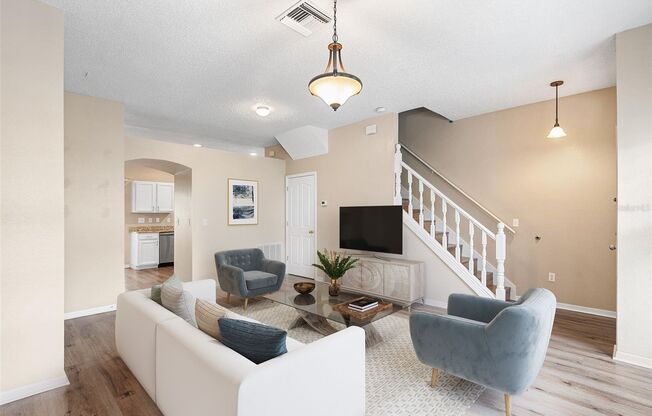 TAMPA TOWNHOME IN GATED COMMUNITY!