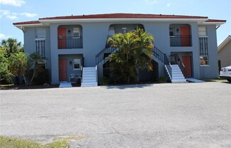 2619 MAGDALINA DR
