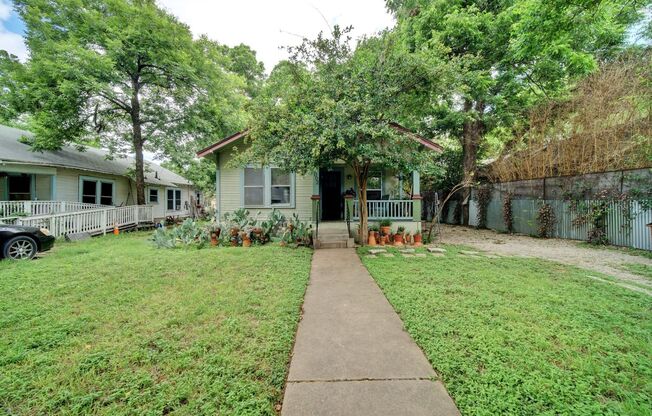 2002 Willow Street