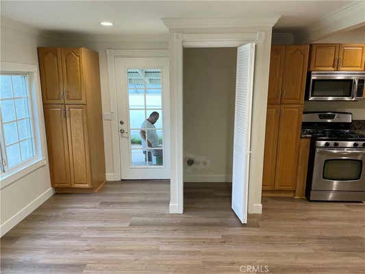 3 beds, 2 baths, 1,517 sqft, $4,400