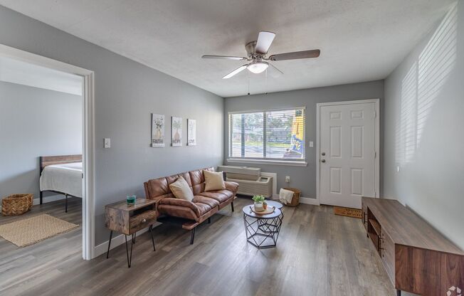 1 bed, 1 bath, 600 sqft, $890, Unit D06