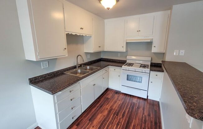 1 bed, 1 bath, 465 sqft, $2,150, Unit 5