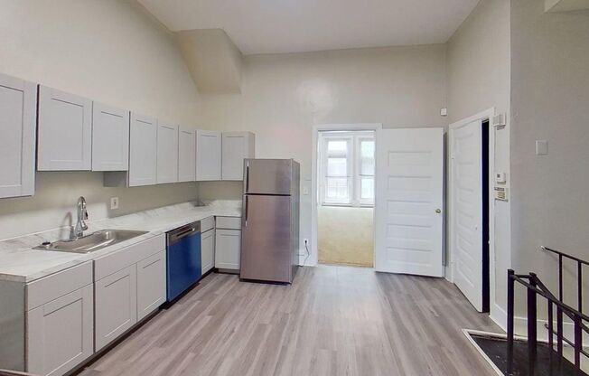 2 beds, 2 baths, 1,000 sqft, $1,599, Unit 50-5