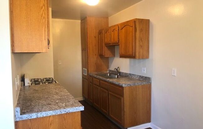 1 bed, 1 bath, 630 sqft, $1,795, Unit 8