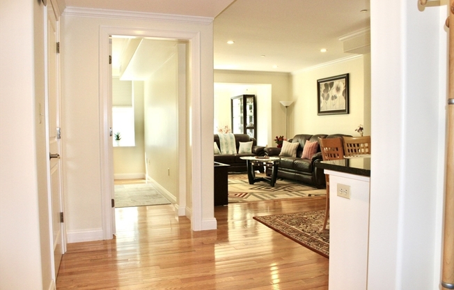426 MAIN ST