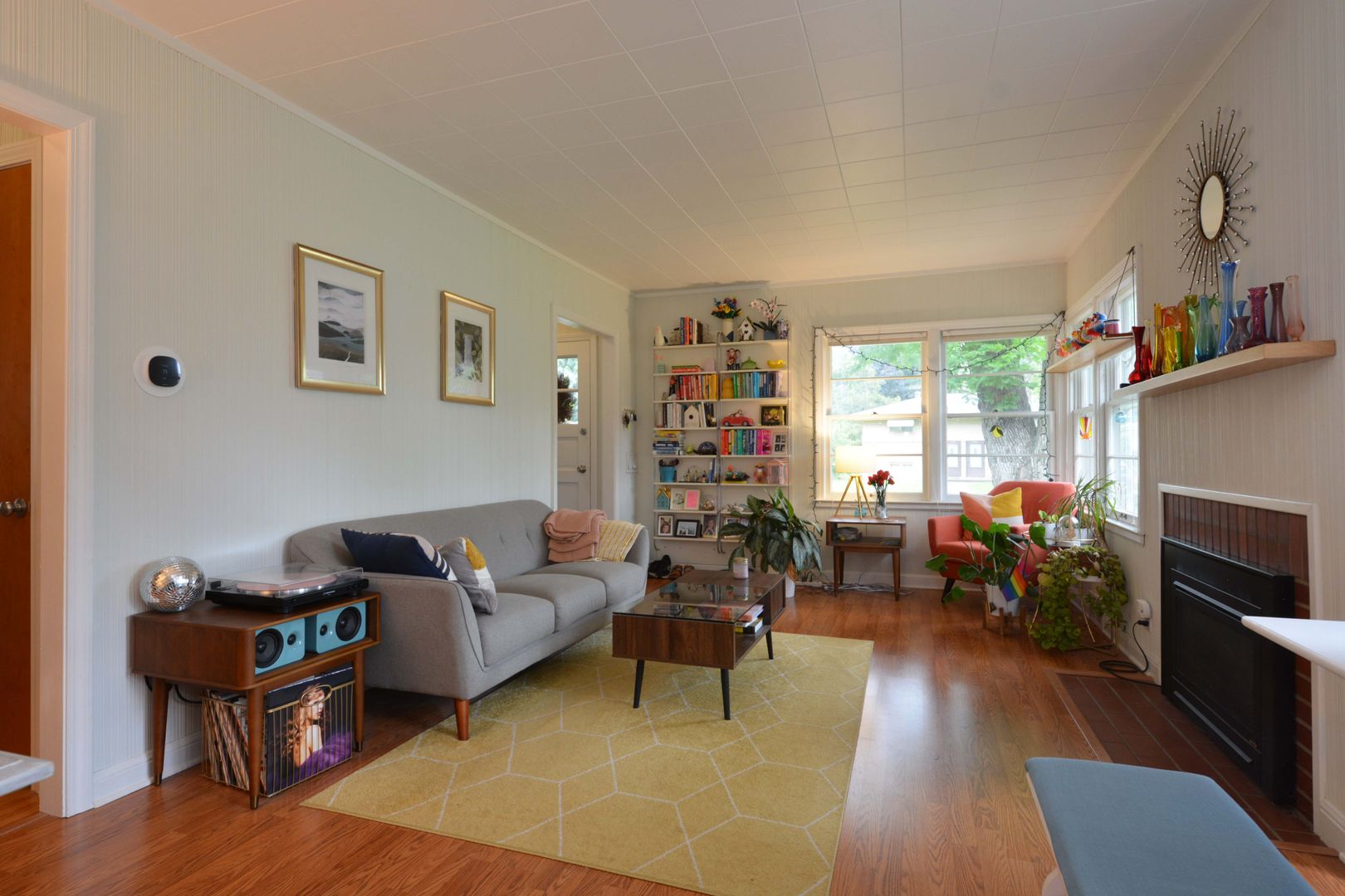 Mid-Century Charm and Comfort with a Sauna!