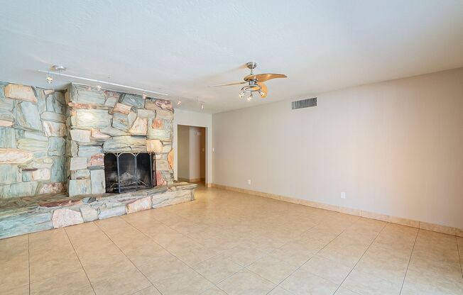 Move in Ready! 3 Bedrooms, 3 Bathrooms & Pool!
