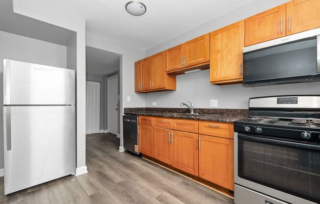 6235-45 S. Martin Luther King Dr.