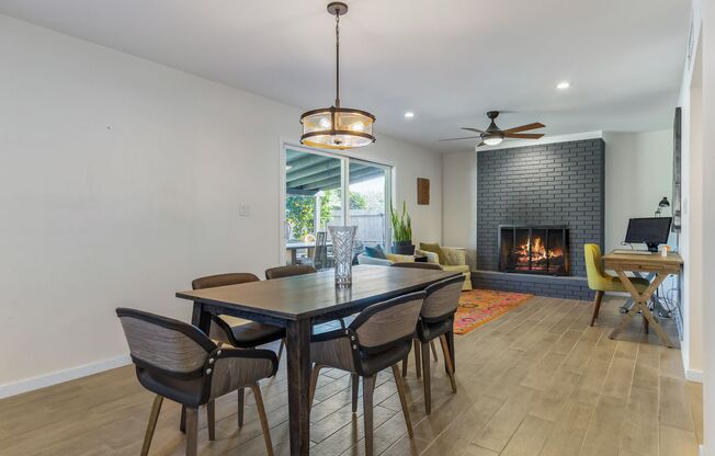 Cute 3 Bedroom 2 Bath In Phoenix!