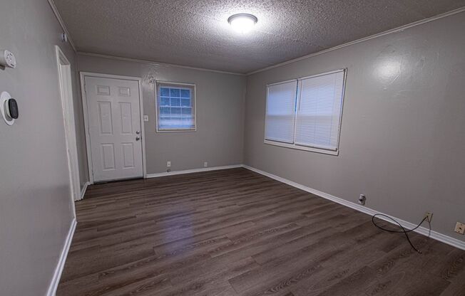 1st full months rent free. 3 Bedroom/1 Bathroom House For Rent