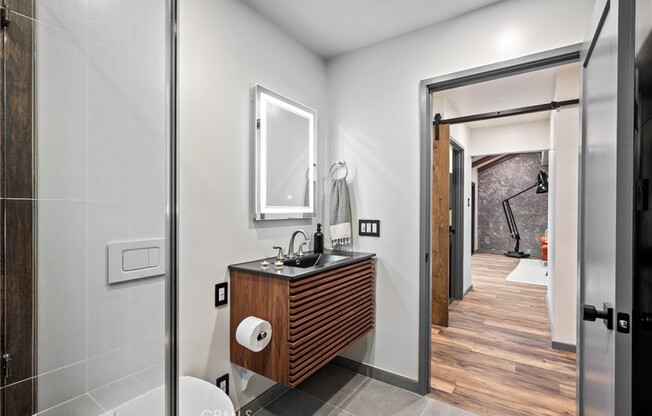 7424 W 85 ST