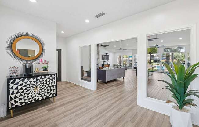 Camino del Sol in Dallas TX Leasing Office