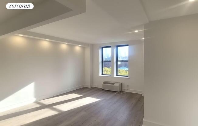 2 beds, 2 baths, $7,650, Unit 10B