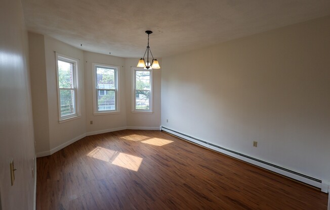 51 HOLWORTHY ST
