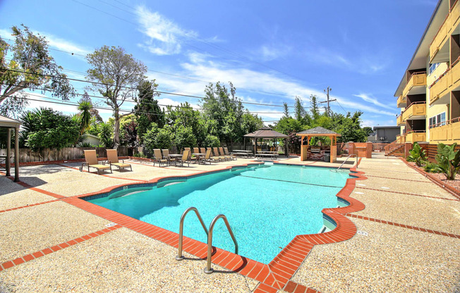 Pool at Madison Place, San Mateo, CA