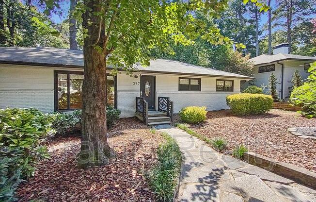 377 SPRINGDALE DR NE