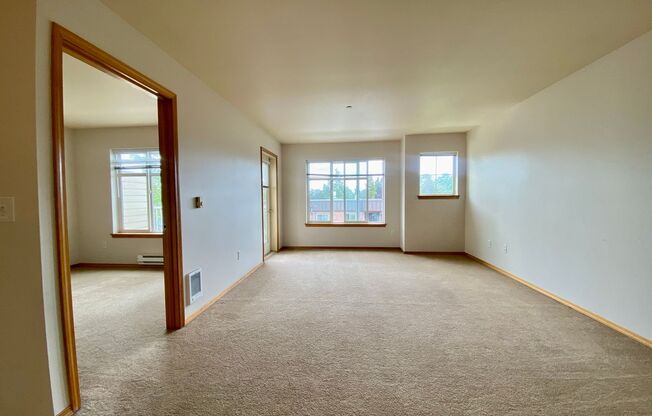 1 bed, 1 bath, 696 sqft, $1,850, Unit 303