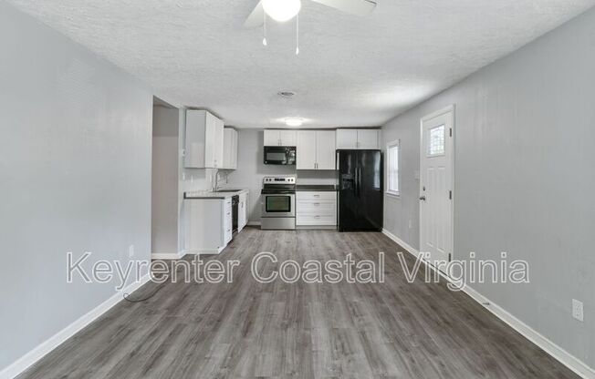 2319 JAMESTOWN AVE