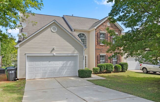 Spacious 4bed/2.5bath Home in Charlotte