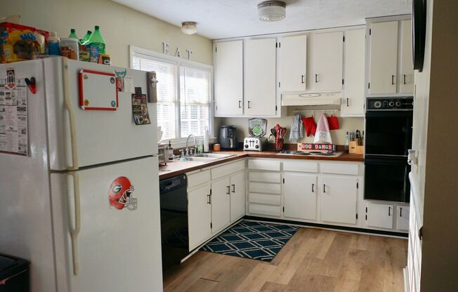 260 RUMSON l 3 BED, 2 BATH