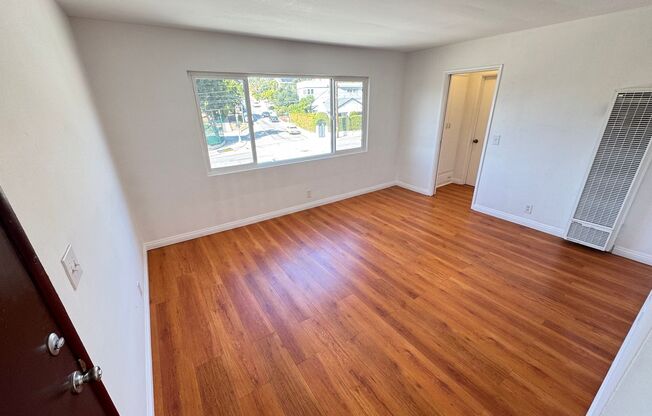 Beautifully Remodeled Apartment in Hyperion Ave., LA