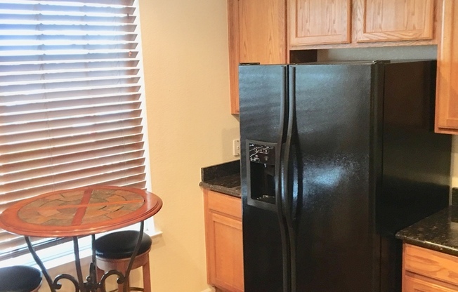 Beautiful Brownstone Residence Facing Civic Green Park! Available for Immediate Move In! **ASK ABOUT MOVE IN INCENTIVE**
