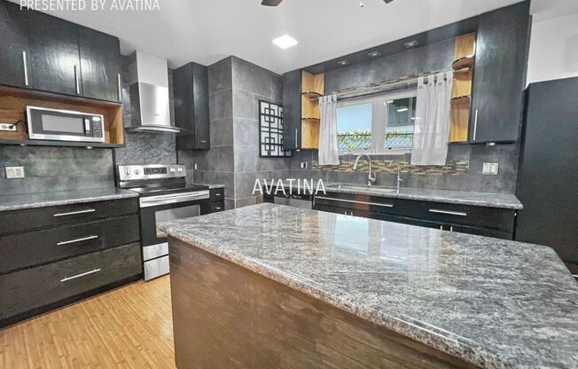 736 N KUAKINI ST