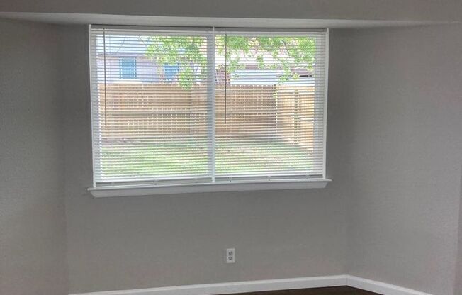 ZERO APPLICATION FEE FOR THIS Recently remodeled 3 Bedroom 2 Bath