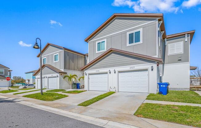 Luxury Townhome with Garage and Community Pool and Gym – Minutes from PIE Airport